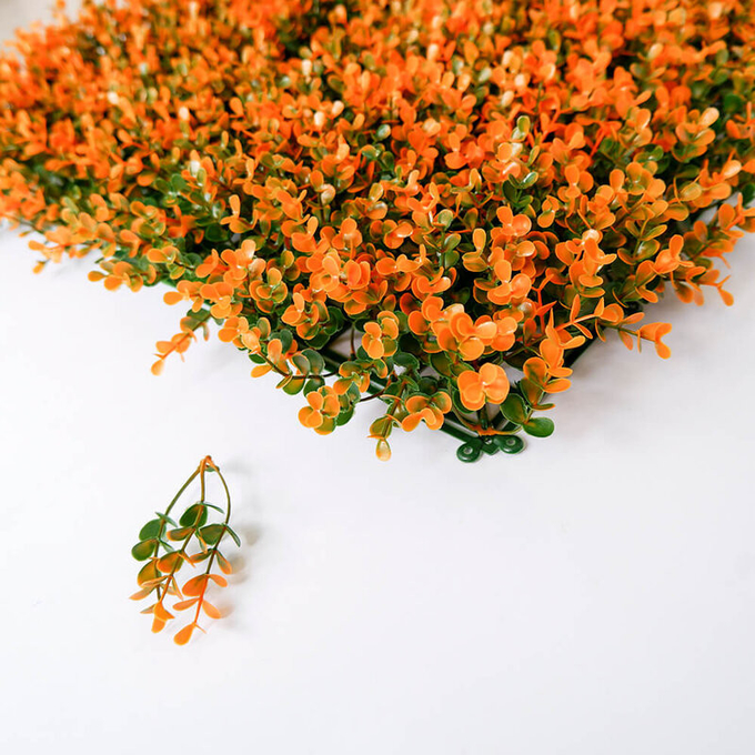 屋外の人工的な草の花の壁のスーパーマーケットのフットボールの場所の結婚式のよい装飾の草