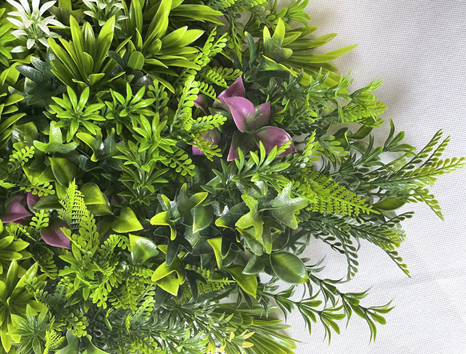 反紫外線縦の庭のシミュレーションの植物の人工的な草の家の景色の装飾のプラスチック屋外の壁