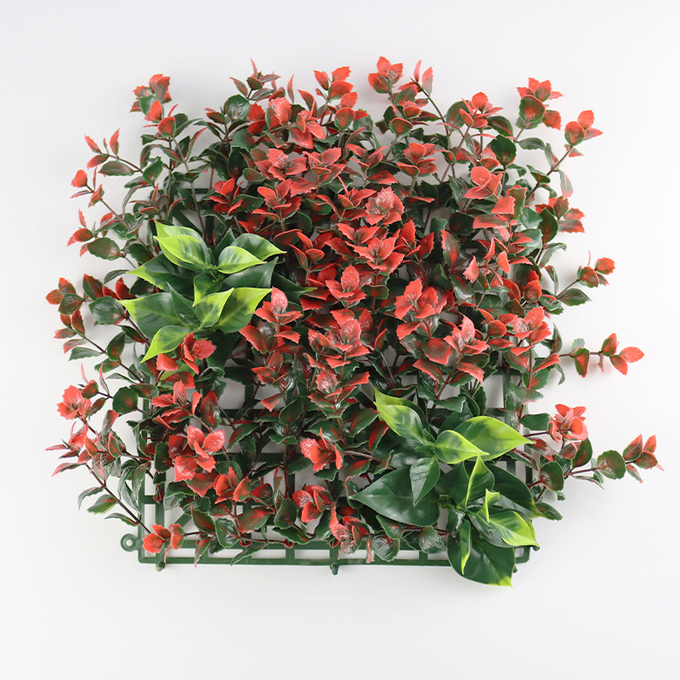 パネルのプラスチック緑の草木の植物の壁は家のレストランの屋内装飾のための人工的な草の壁の背景幕を草でおおう
